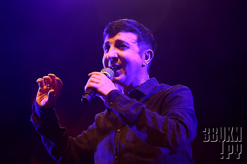 Marc Almond in Yotaspace