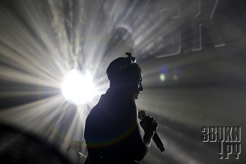 Skye and Ross in Yotaspace