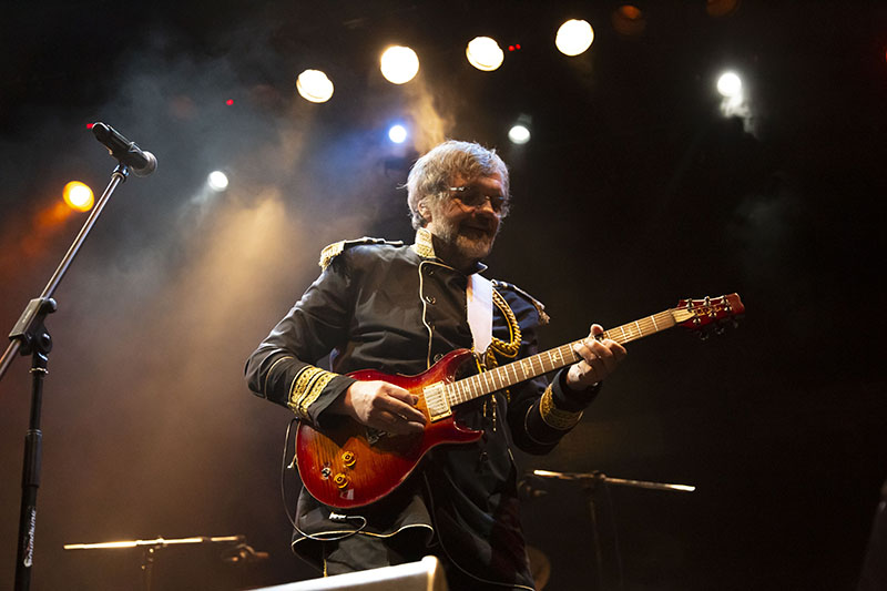 Emir KUSTURICA And THE NO SMOKING ORCHESTRA