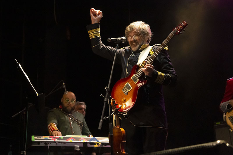 Emir KUSTURICA And THE NO SMOKING ORCHESTRA